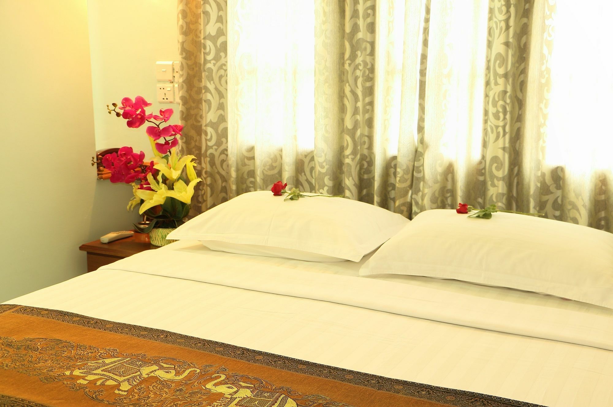 Royal City Hotel Mandalay Eksteriør bilde