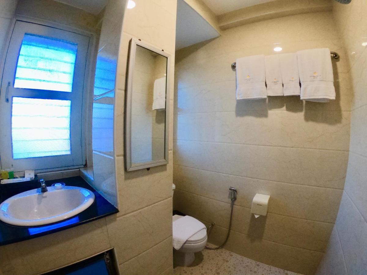 Royal City Hotel Mandalay Eksteriør bilde