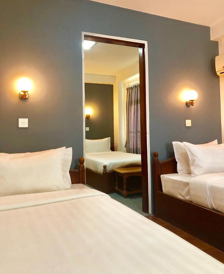 Royal City Hotel Mandalay Eksteriør bilde