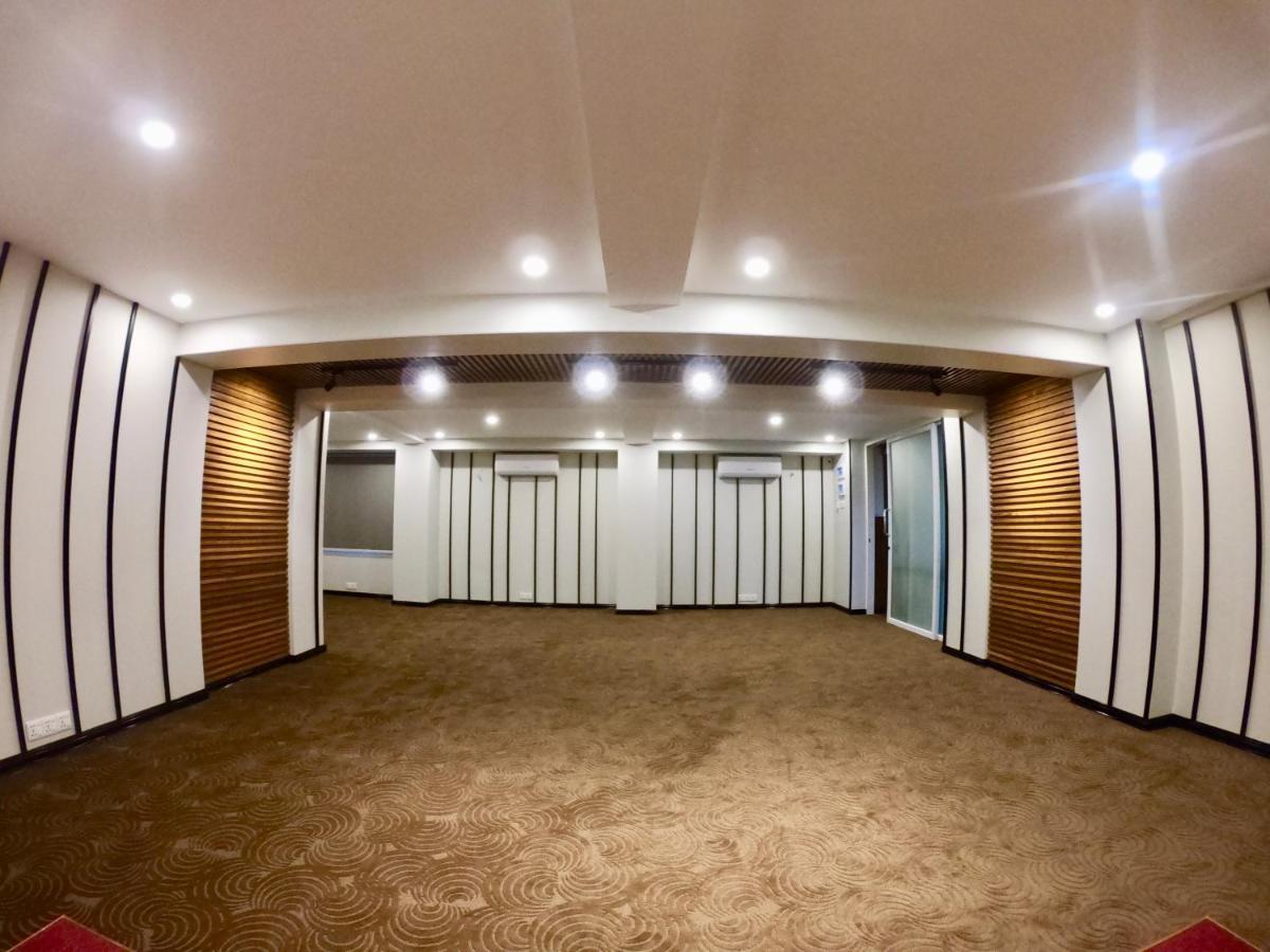 Royal City Hotel Mandalay Eksteriør bilde